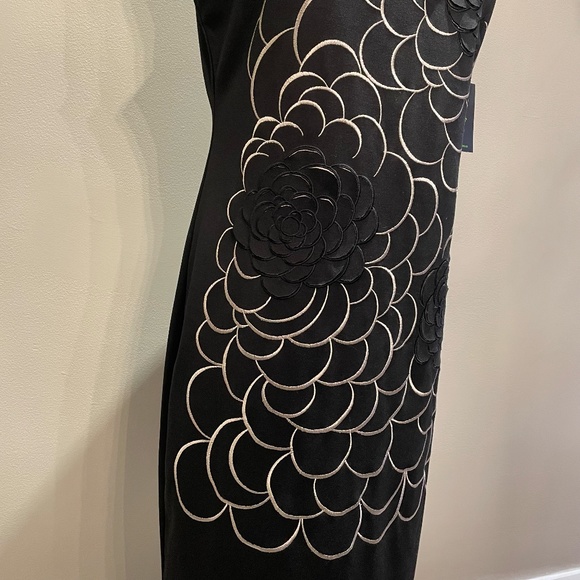 CARTISE * Chrysanthemum Appliqué Shift Dress BNWT - Picture 8 of 16